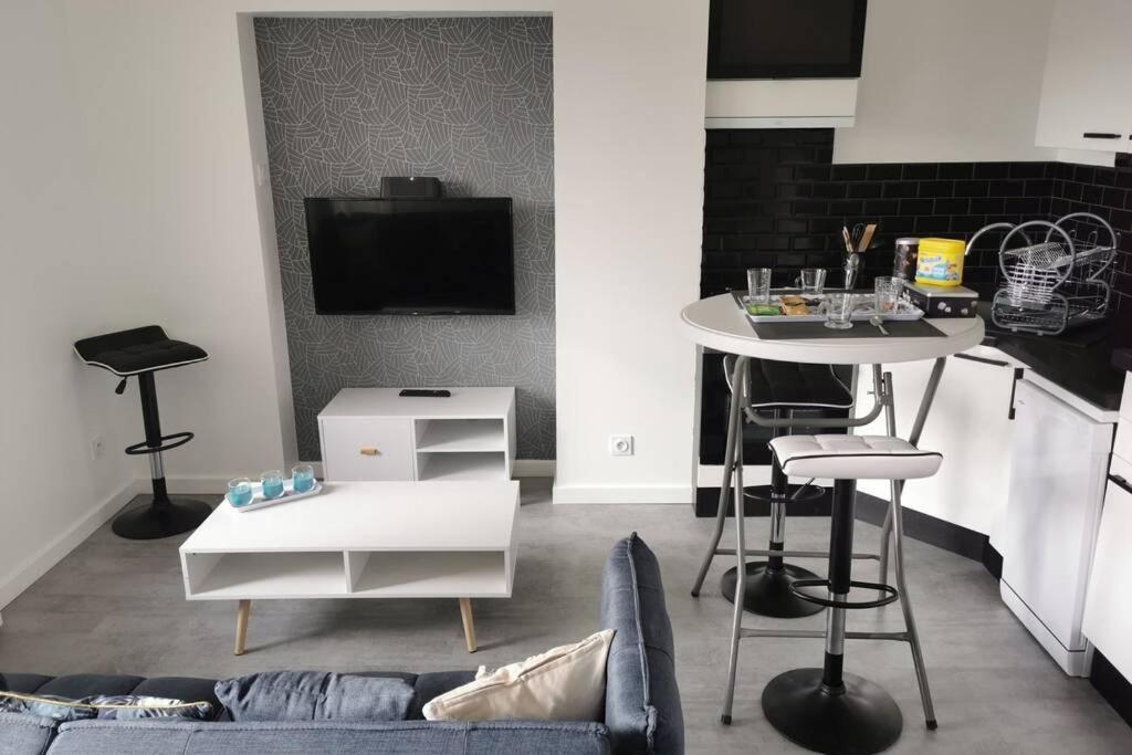 L'Elegance D'Oslo Apartment Chatel-Guyon Luaran gambar